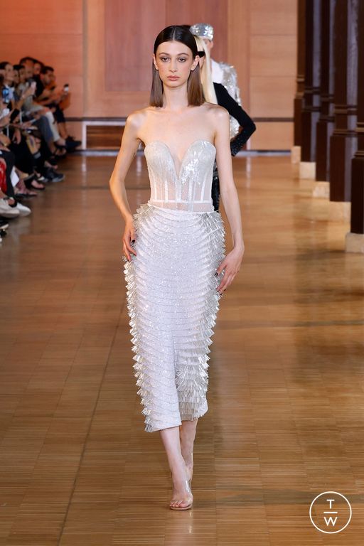 FW24 Rahul Mishra Look 112