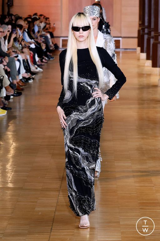 FW24 Rahul Mishra Look 115
