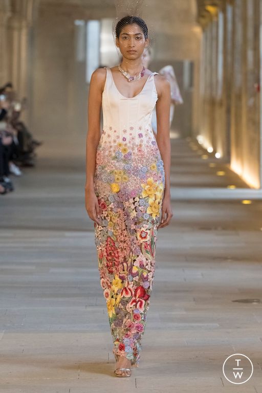FW25 Rahul Mishra Look 8