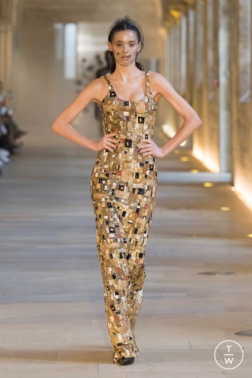 FW25 Rahul Mishra Look 24