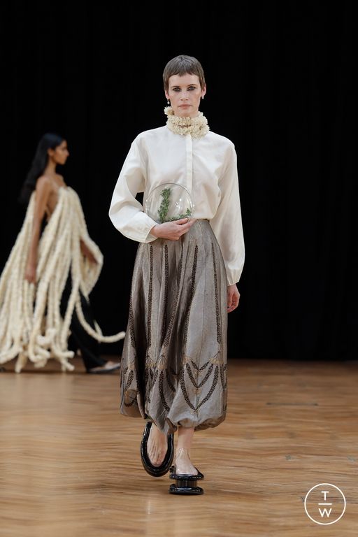 FW26 Raw Mango Look 9