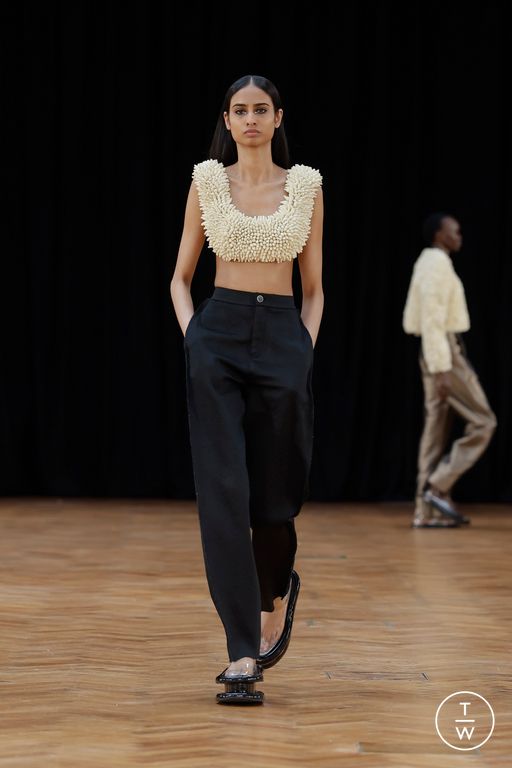 FW26 Raw Mango Look 29
