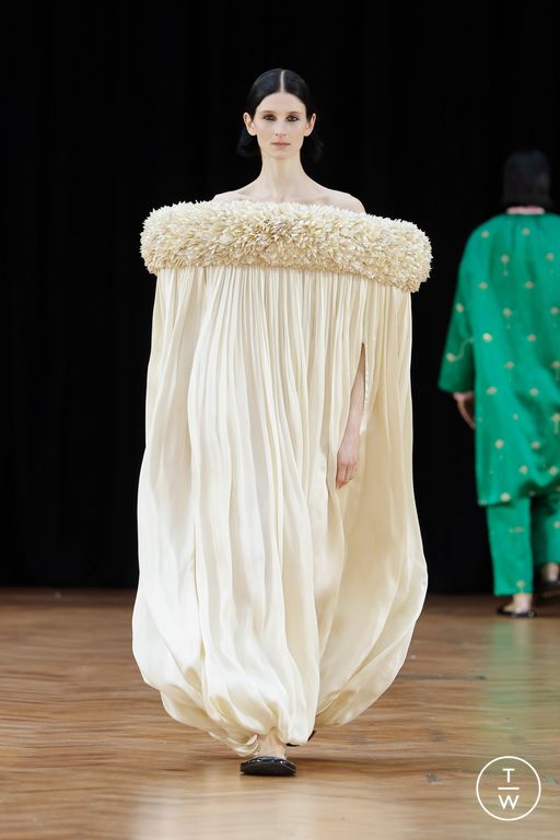 FW26 Raw Mango Look 33