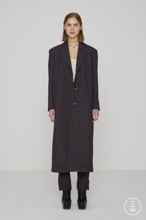 FW22 REMAIN Look 22