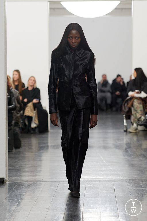 FW24 REMAIN Look 19