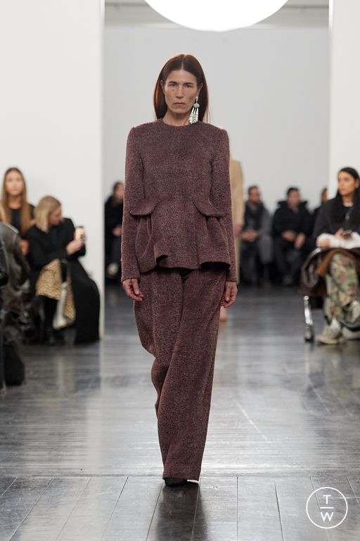 FW24 REMAIN Look 23