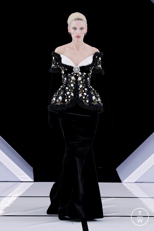 FW26 Richard Quinn Look 1