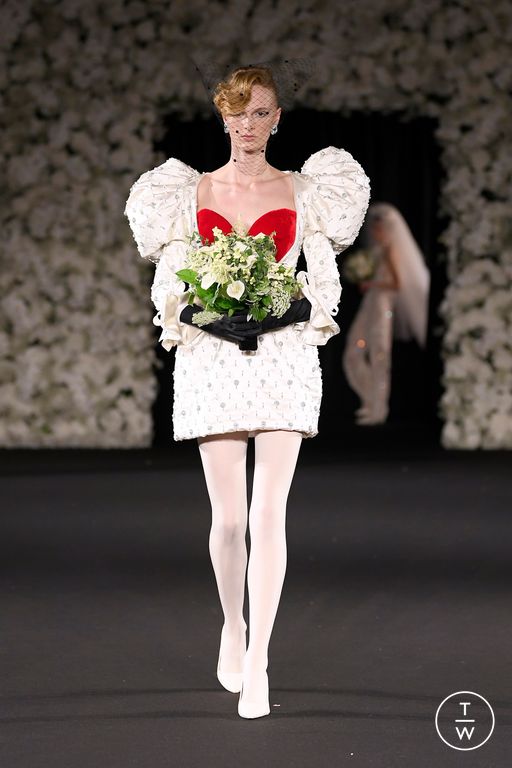 SS25 Richard Quinn Look 39