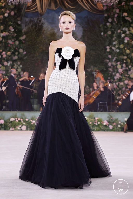 SS26 Richard Quinn Look 3