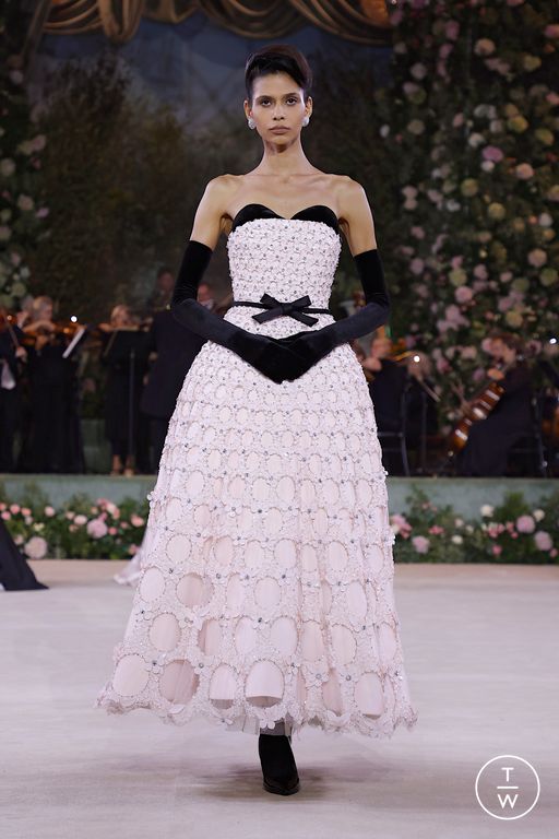 SS26 Richard Quinn Look 10