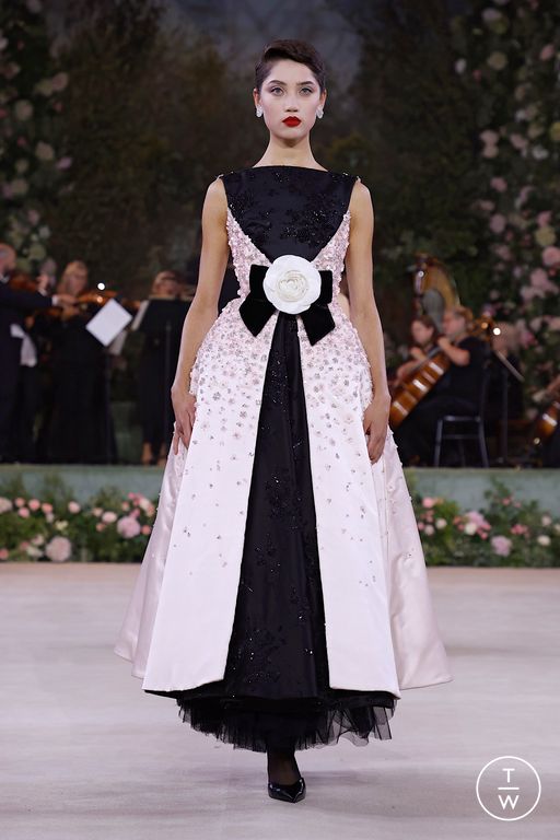 SS26 Richard Quinn Look 15