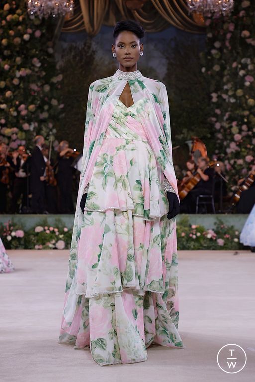 SS26 Richard Quinn Look 32