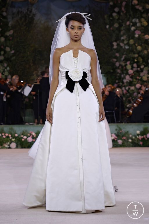 SS26 Richard Quinn Look 54