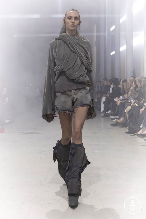 FW26 Rick Owens Look 25