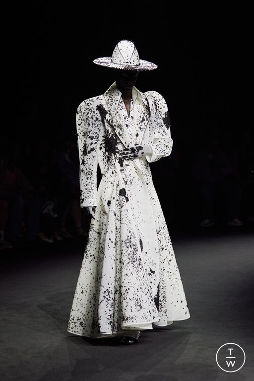 FW25 Robert Wun Look 5