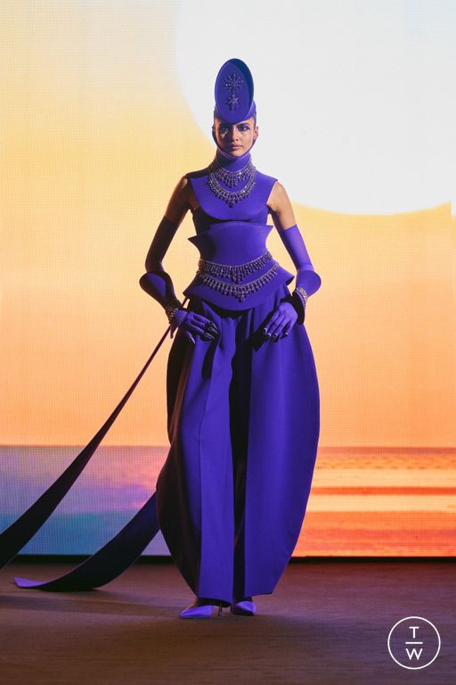 SS26 Robert Wun Look 14