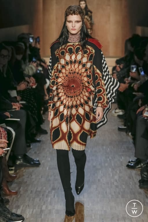 F/W 16 Givenchy Look 5