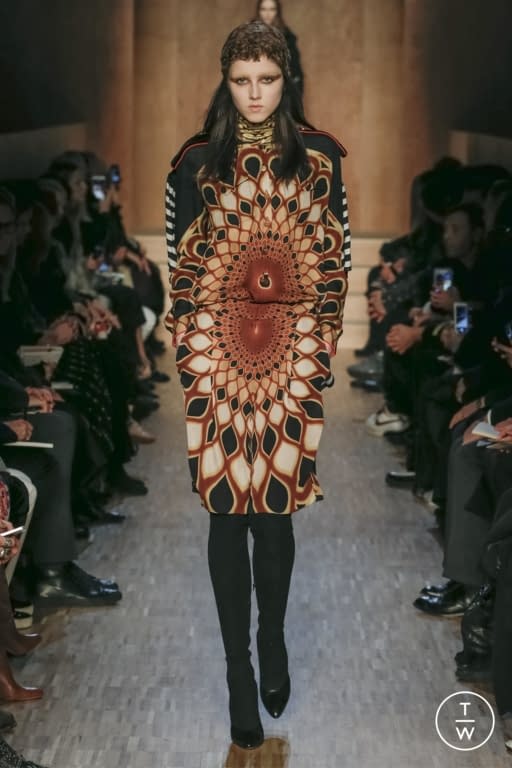 F/W 16 Givenchy Look 6