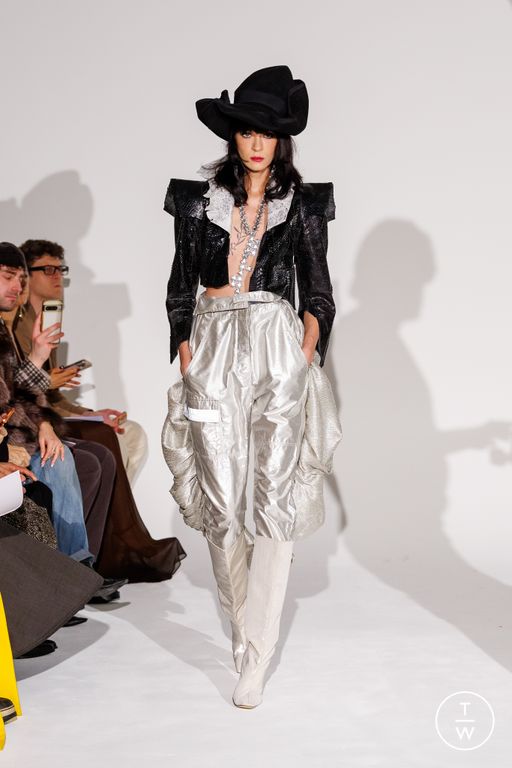 SS26 Ronald Van Der Kemp Look 22