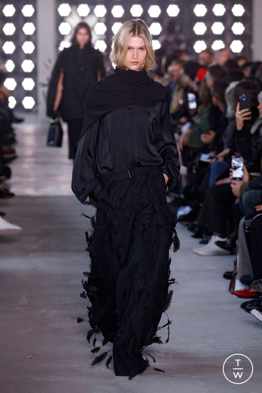 FW25 Sacai Look 21