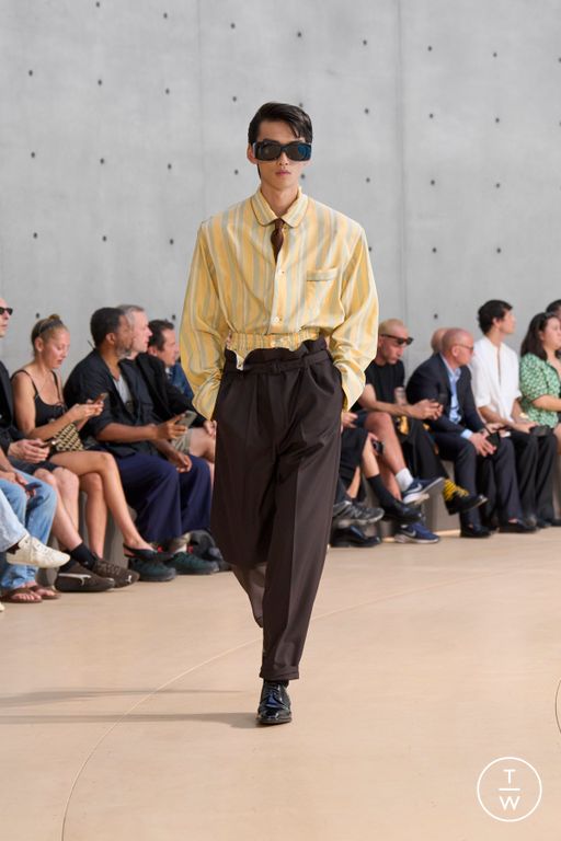 SS 26 Saint Laurent Look 22