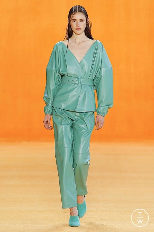 SS20 LaPointe Look 25