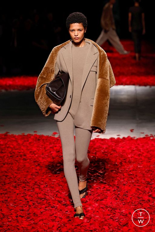 FW25 Ferragamo Look 10