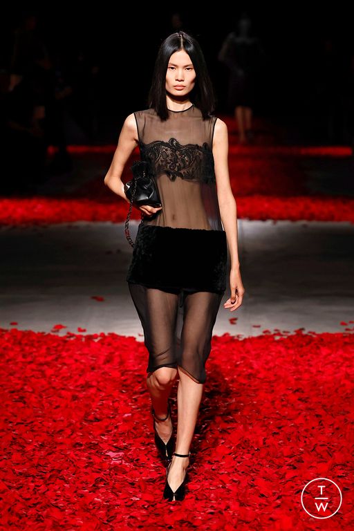 FW25 Ferragamo Look 25