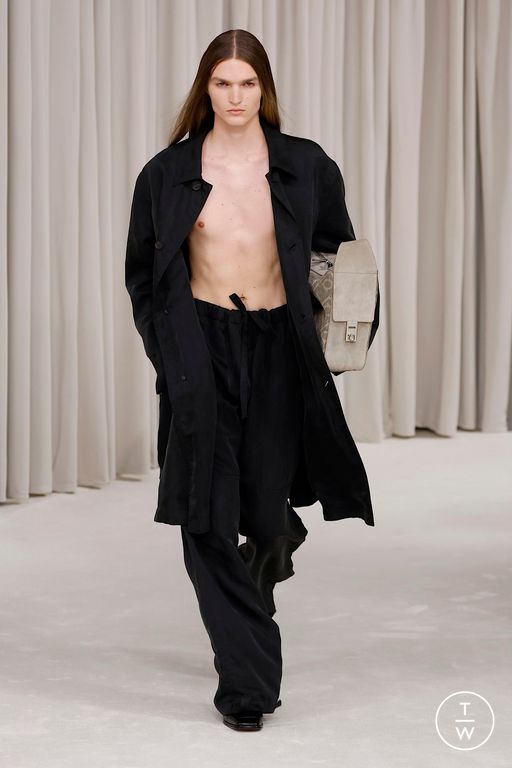 Spring-Summer 2025 Ferragamo Look 15