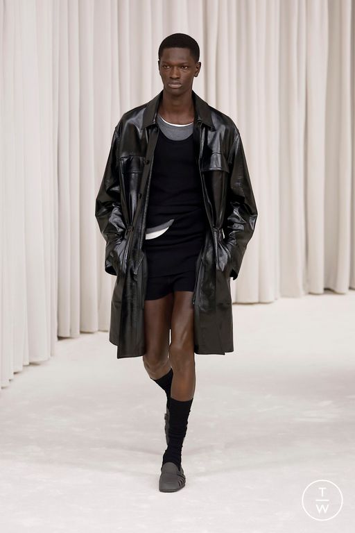 Spring-Summer 2025 Ferragamo Look 32