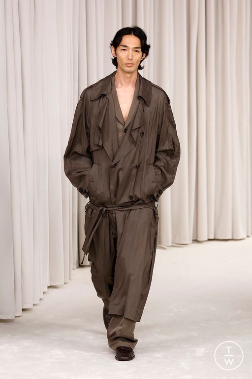 Spring-Summer 2025 Ferragamo Look 39