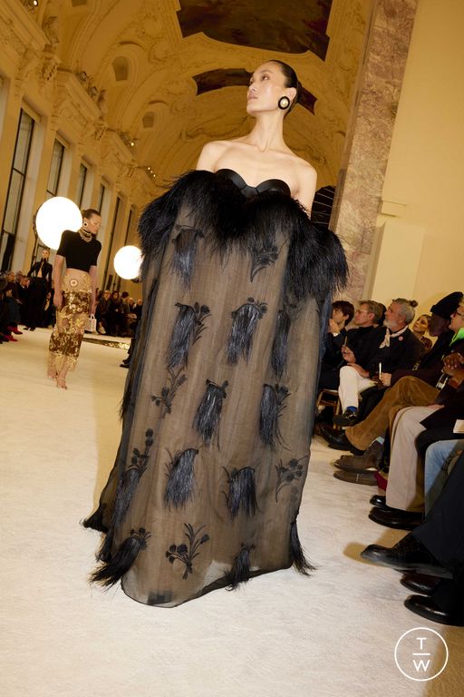 SS25 Schiaparelli Look 16