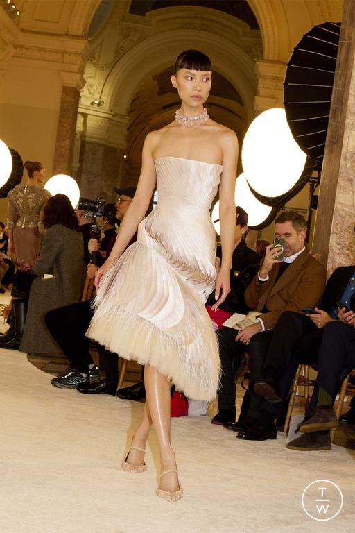SS25 Schiaparelli Look 27