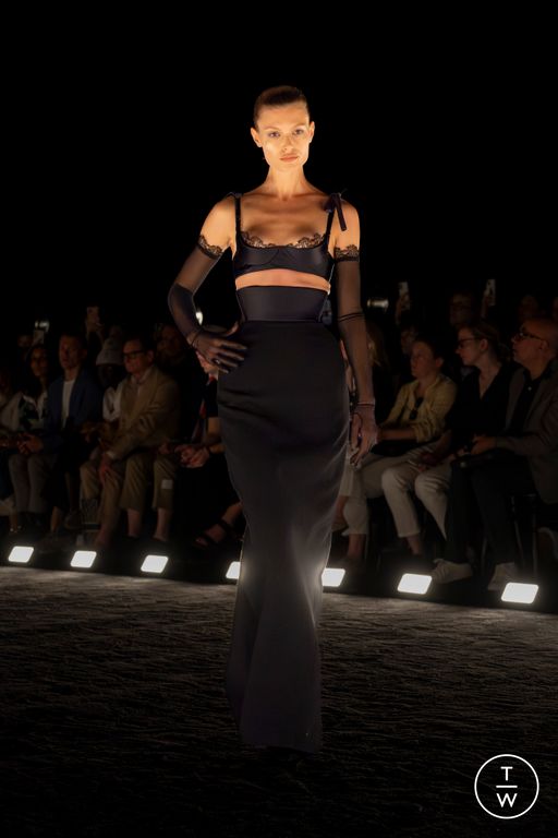 FW24 Schiaparelli Look 20