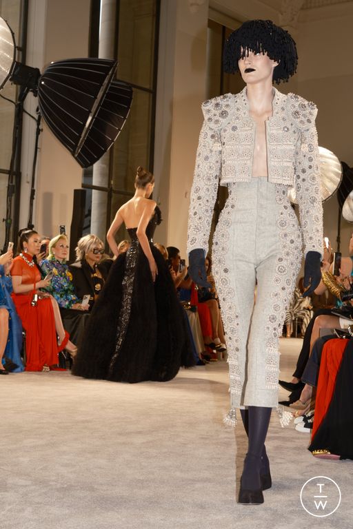 FW25 Schiaparelli Look 15
