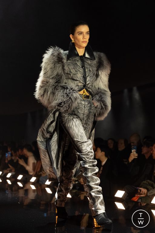 FW26 Schiaparelli Look 29