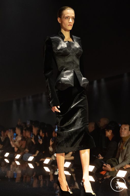 FW26 Schiaparelli Look 40