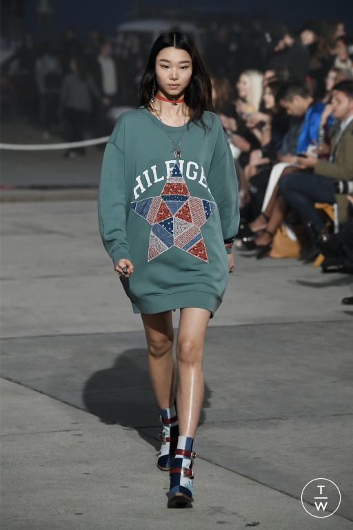 S/S 17 Tommy Hilfiger Look 35