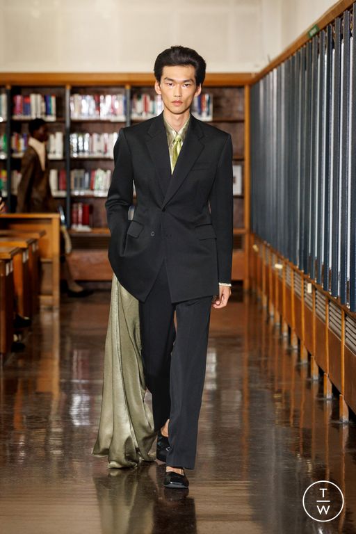 SS 26 Sean Suen Look 5