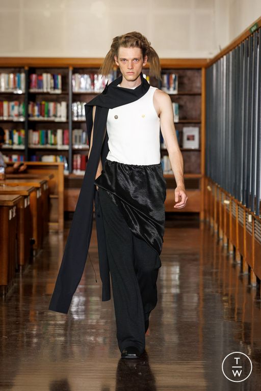 SS 26 Sean Suen Look 9