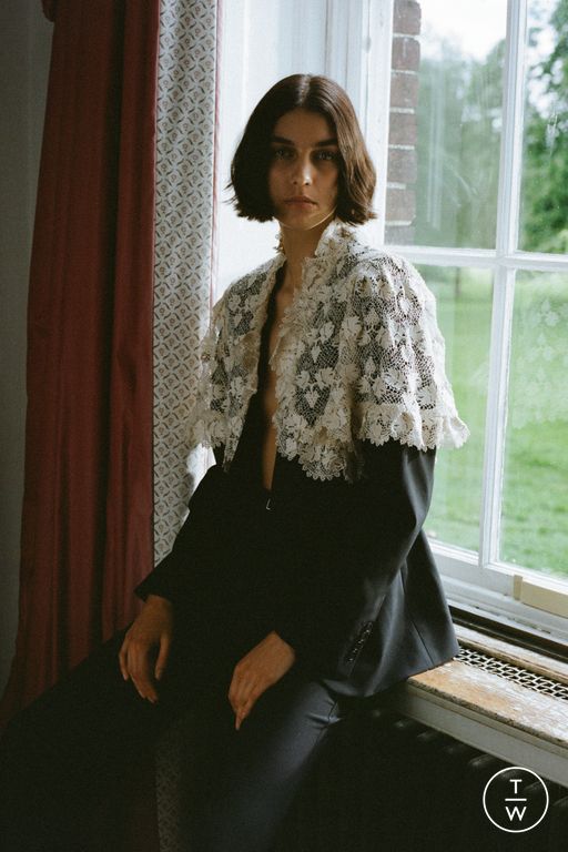 Resort 2025 Sea New York Look 3