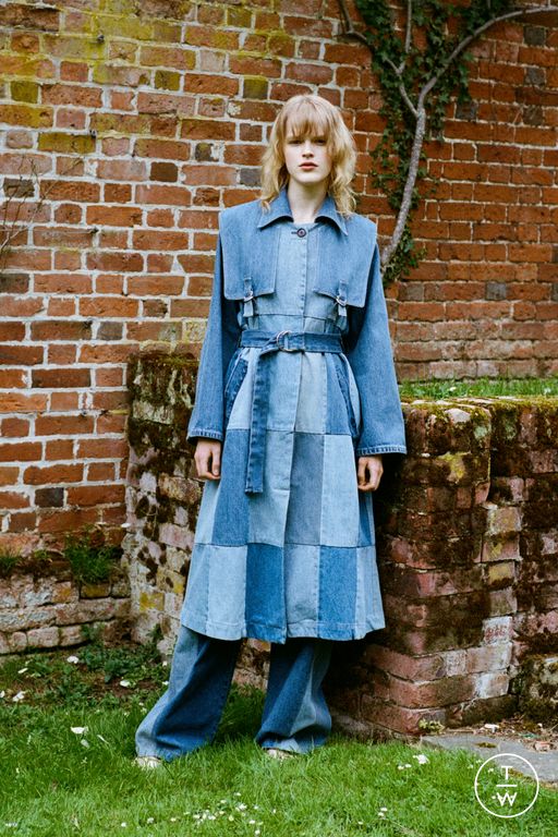 Resort 2025 Sea New York Look 15