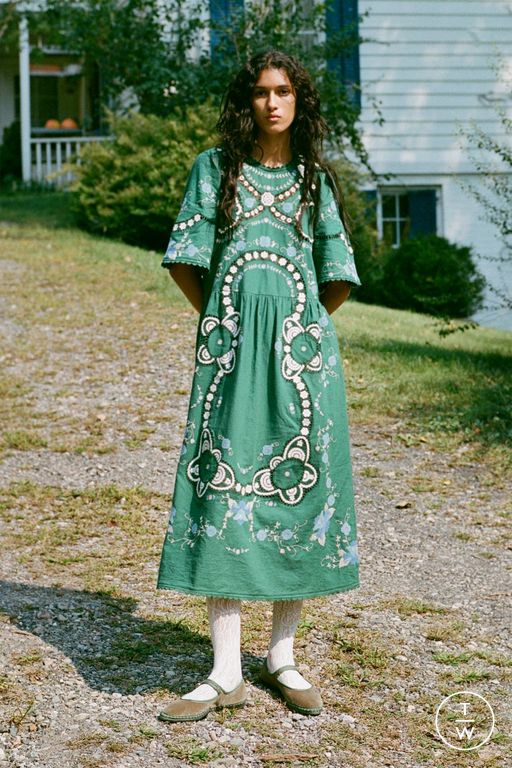 SS25 Sea New York Look 13