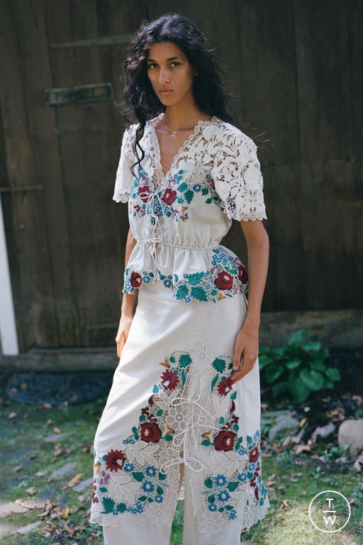 SS25 Sea New York Look 28