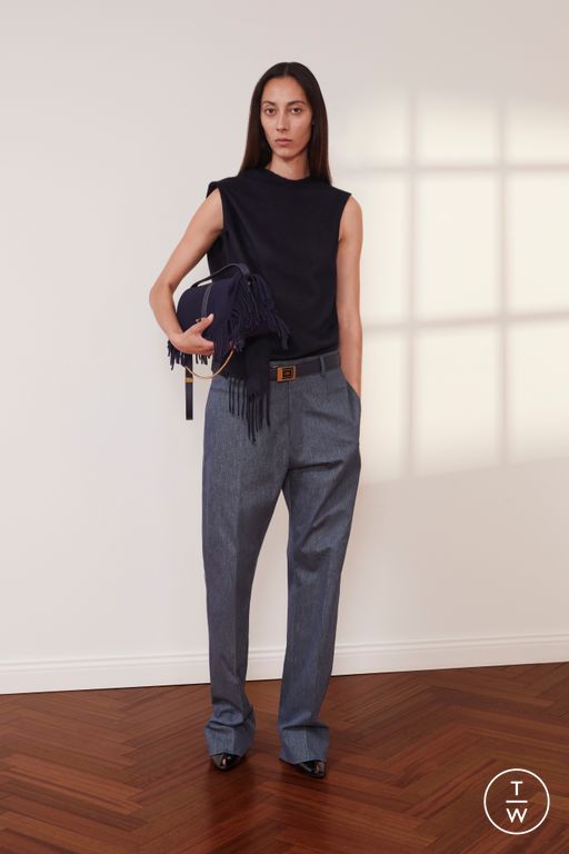 RS 26 Ferragamo Look 33