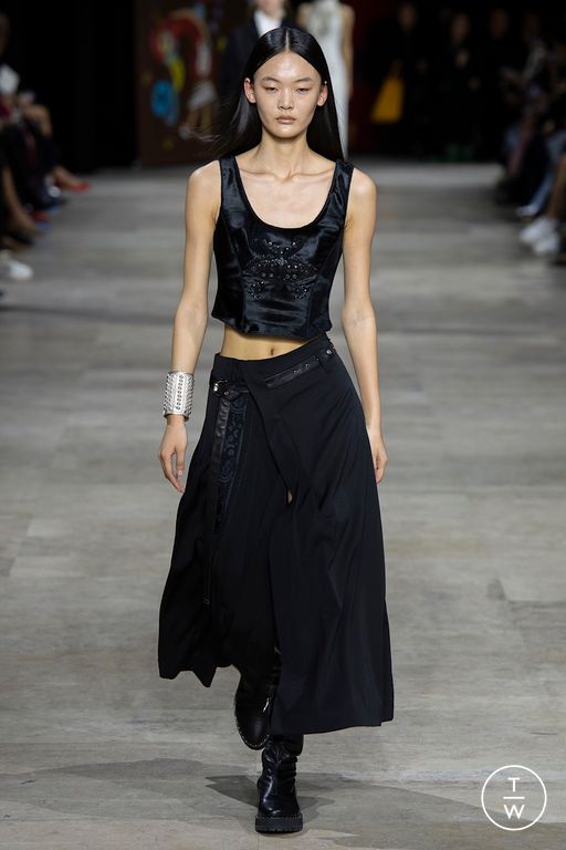 FW25 Shiatzy Chen Look 30