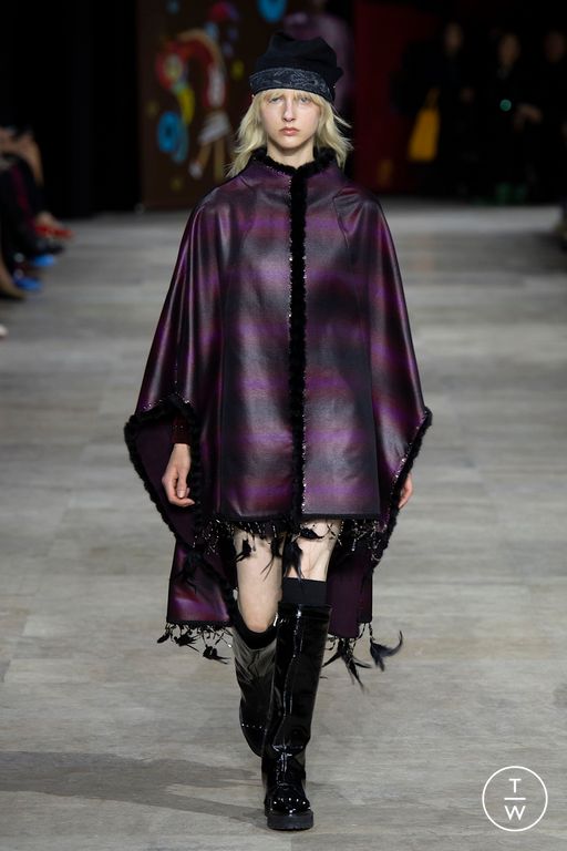 FW25 Shiatzy Chen Look 48