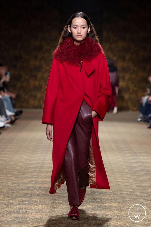 FW26 Shiatzy Chen Look 16