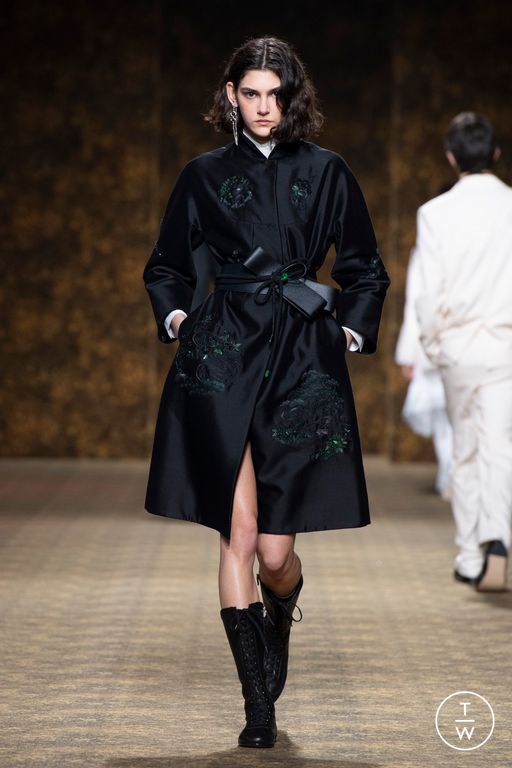 FW26 Shiatzy Chen Look 41