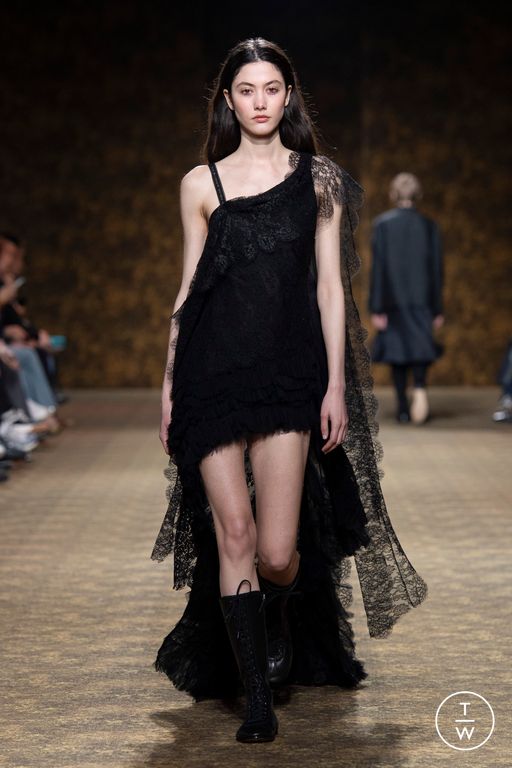 FW26 Shiatzy Chen Look 56